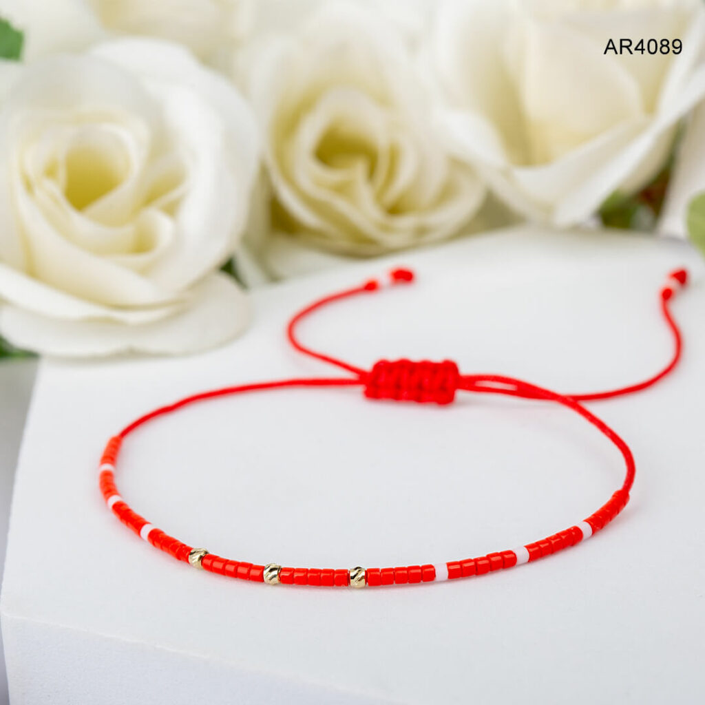 AR4089 bratara aur cu snur